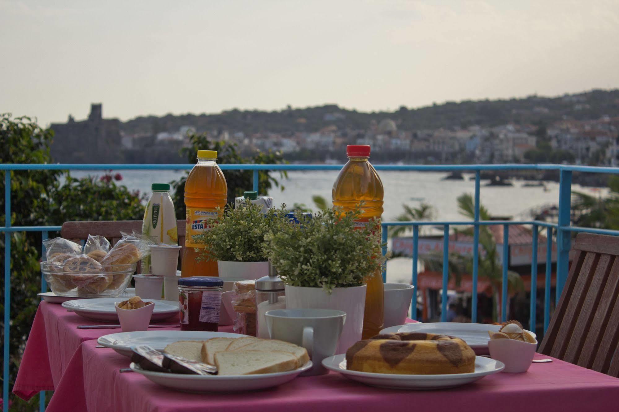 Oasis Bed & Breakfast Aci Castello Exterior photo